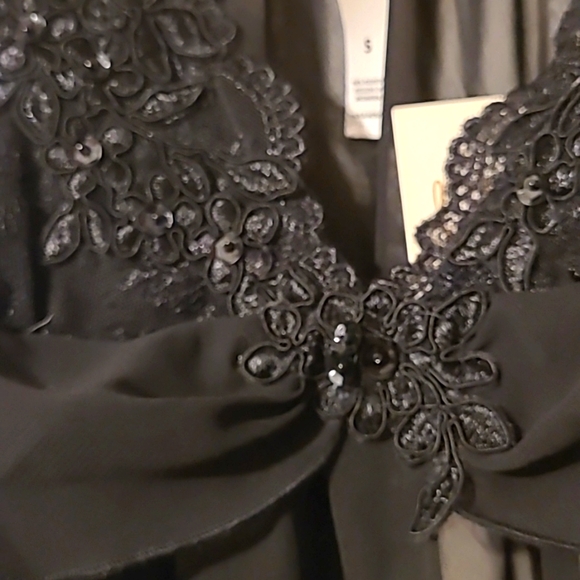 Dentelle Black Nightgown - Picture 4 of 6